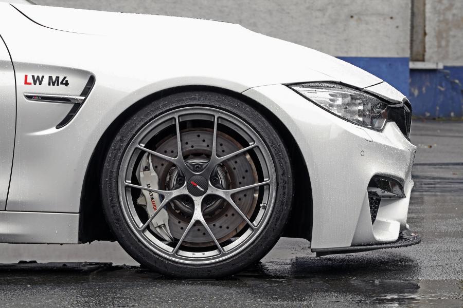  BMW M4 Coupe by Lightweight 2014 года  (фото 22 из 22)